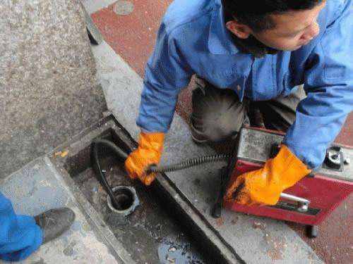 邦溪镇疏通下水道