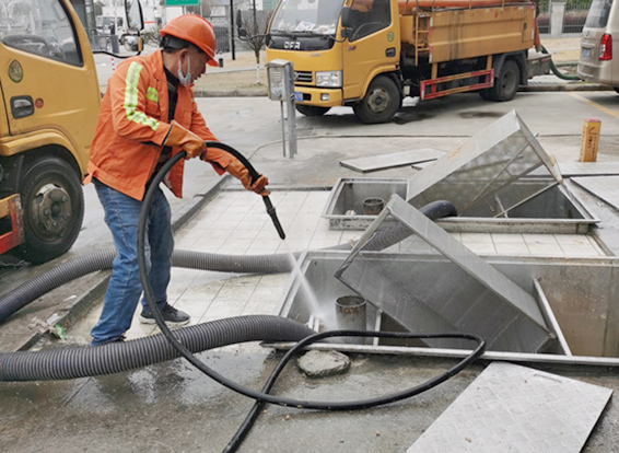 邦溪镇隔油池清理